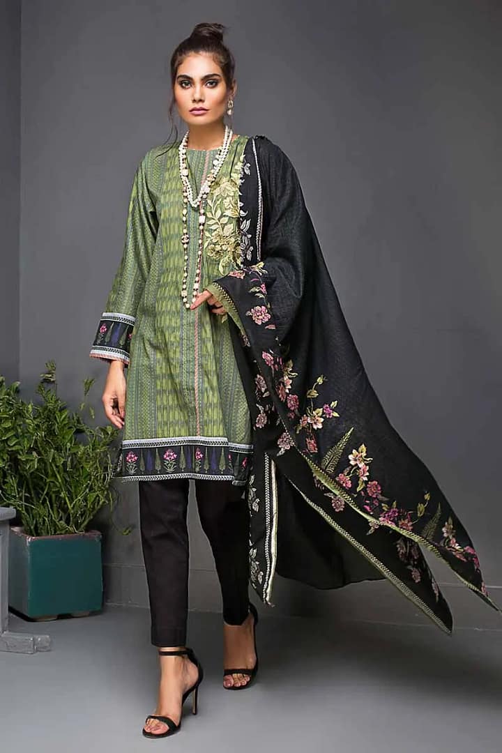 Gul Ahmed Unstitched 2PC Embroidered Cambric Shirt & Printed Dupatta TCE-41 Gul Ahmed Unstitched 2PC Embroidered Cambric Shirt & Printed Dupatta TCE-41
